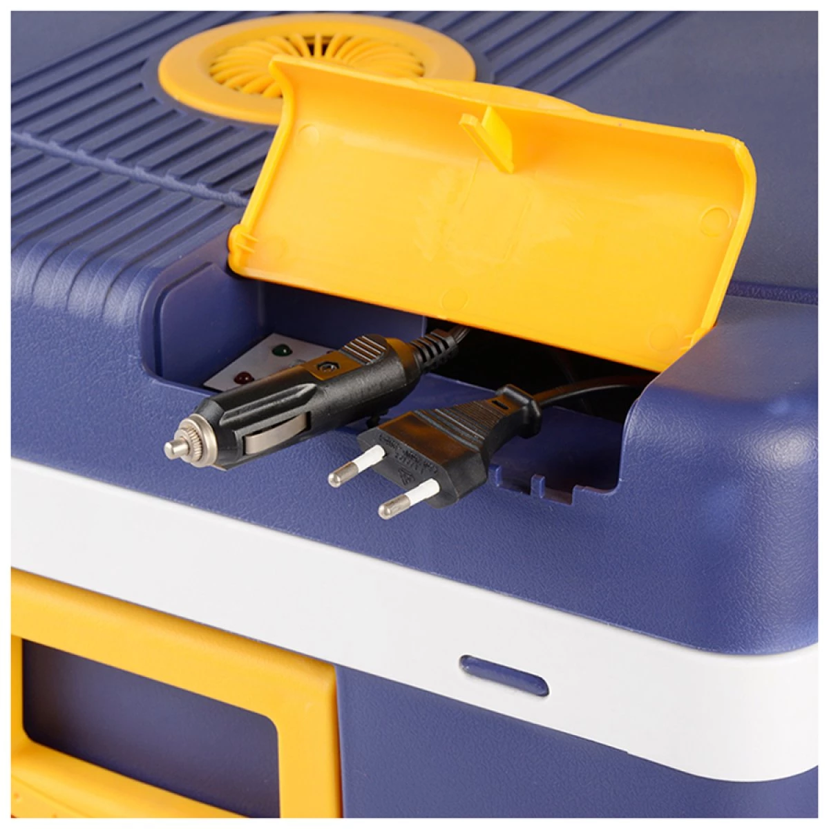 Electric Portable Car Hot & Cold Coolbox 12V & 230V 50 Litre | Adexa BL150A 7 Electric Portable Car Hot & Cold Coolbox 12V & 230V 50 Litre | Adexa BL150A - Image 7